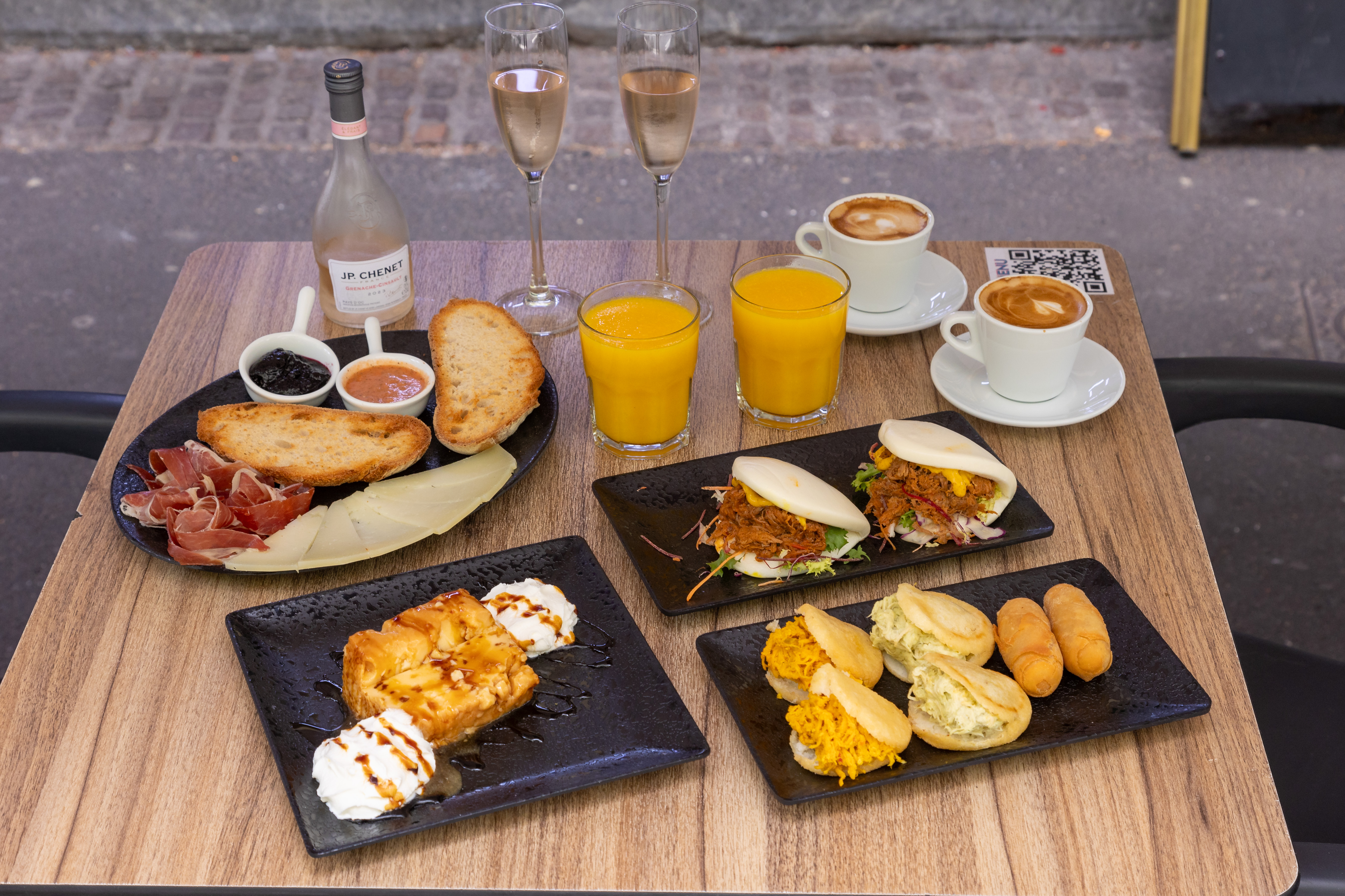 Brunch for 2 in the heart of Santa Cruz - 2